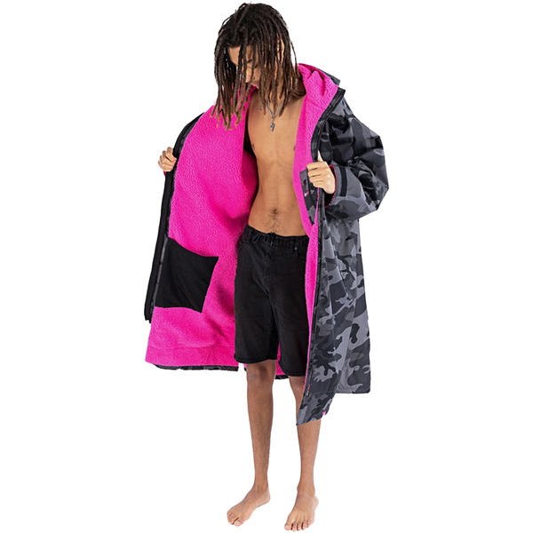 2026 Dryrobe Advance Long Sleeve Changing Robe DALSV3 - Black Camo / Pink